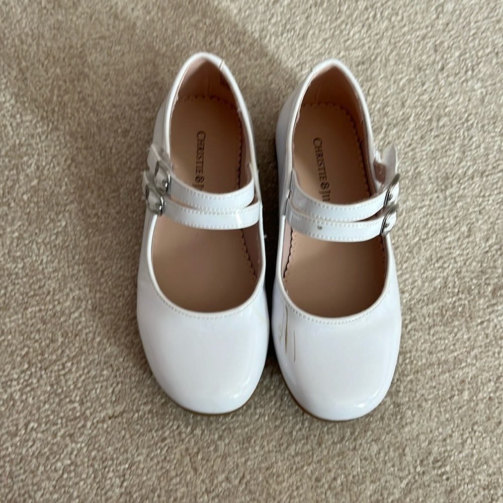 Dress shoes
